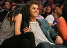 R: ohh :"> [se rusinase] D: Afara!! si ms de sfat =]]]
