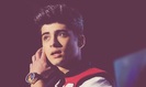 Harry ia-ma de mana sa nu ma inec :o3