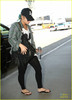 demi-lovato-lax-departure-07