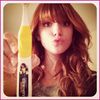 Bella-Thorne-Justin-Bieber-Toothbrush