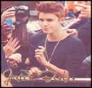 - Aham. Si tu puteai sa n-o asculti. [punandu-se la birou]