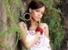 Rihanna_1978_mici