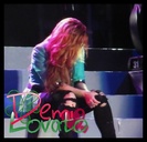 - Si n-am bani nici sa-i platesc spitalizarea. [aproape plangand]