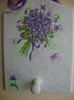 cuier ,,violete'' -decoupage