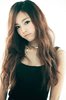 Sulli am ceva si pt tnee [ ii da cadoul ] ... am eu chef de dat cadouri =]]] *Gina *