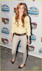 bella-thorne-citywalk-concert-08