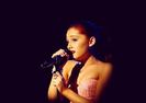 Ariana Grandee (192)