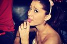 Ariana Grandee (99)