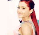 Ariana Grandee (113)