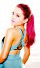 Ariana Grandee (77)