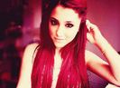 Ariana Grandee (127)