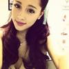 Ariana Grandee (319)