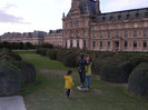 Prin gradinile Tuileries-Luvru