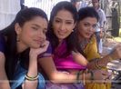 198990-ankita-lokhande-priya-marathe-and-prarthana-behere-during-shoot