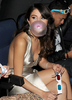 mult mai bn..[facand balonashe :X]