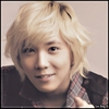 >>.Buna HyunA.:).Ke.Ke.Insanatosire..iti urez.:))