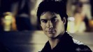 * venind din bucatarie cu o mana in cap* aolo ce ma doare capu o_o Cf urato? :*