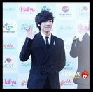 - [ intra in casa ] .. :D . Heii