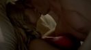 *ii da bluza jos shi il kiss pe gath*