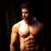 hrithik-roshan-151070l-thumbnail_gallery