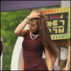 ^^..Hyu..Hyun..:(..*culege cioburile | se taie*..ahh.:-L..*le arunca pe jos si pleaca la bucatarie*