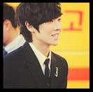 - Stiti .. :))  Daca stau sa ma uiti bine .. voi 2 ati arata bine impreuna :)))