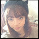 xD ... No il bagati in seama :))) El crede ca toata lumea din juru lui sunt impreuna :)) xD