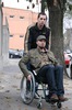 4oameni_in_carucior