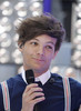 271507-louis-tomlinson-of-the-british-irish-band-one-direction-appears-on-nbc[1]