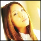 Uff...:-< Dar Bora e cu HyunS... Ahh...mereu povestiile frumoase se sfarsesc urat :o3 Cred ca dau in