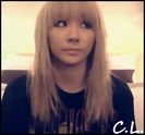 x. eu..*se uita la tel* nu pot,trebuie sa plec..:-s byes :-h*hug|pleaca*