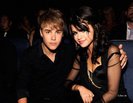 justin-bieber-and-selena-gomez-2012_422_95082