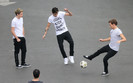 Niall Horan One Direction Playing Soccer CBS JXPodh6UNkEl