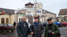 100_2770 ROMANI SIGHISORENI IN GARA DIN ALBA IULIA DE 1 DECEMBRIE 2012.