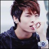 - GD..:-?{se uita IP|prefacandu-se ca ii citeste gandurile lui GD} GD doarme :))