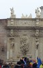 INTRAREA LATERALA STANGA INTERIOARA A PORTII A TREIA