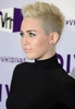 normal_158440887-singer-miley-cyrus-attends-vh1-divas-2012-at-gettyimages
