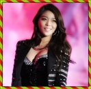 → . coboara . Asa..am uitat sa-ti dau asta atunci :-s . ii da o punga .