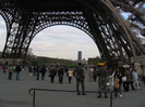 Franta Paris Turnul Eiffel -02