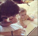 ⇒ ; STAI. că avem păduchi [-x. # boobear.