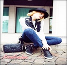 ; neaț .. schimbăm b-) . SEARA ;3 .