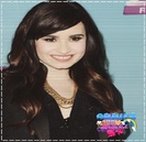 ∞ ♥ 　.; aşa te vreau ;3. # jucându-se în părul lui şi sărutându-l uşor.