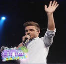 ☇ ∞ . te consider ;-? . # harry . + ia suflă aici ;-? . # emily .