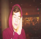 ⇒ ; EU habar nu am , dar Annie e afectată.. =)))