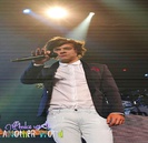 ⇒ ; Annie, e ciudat când faci asta ;|.