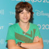 leo-howard-379761l-thumbnail_gallery