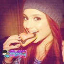 ∞ ; frațilorrrrrrrrr . acuma aflu ;< ? + NU :( n-am costum =; adică rochie..=))