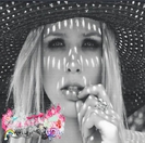 ; era la un video ;-?? + aww =)) ;s # annie . gaga ;3 # hazză