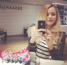 ; =)))) awww :( . ce frumos . I FEEL MUCH BETTĂ =)) ;3
