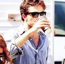▼Uuuu cafea :O▲ii smulge cafeaua din mana▲#Lucy Te-as sfatui sa faci ce spune!#Alex